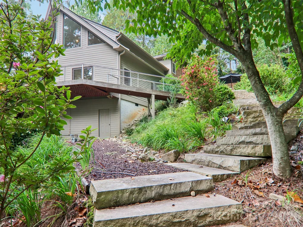 404 Southview Lane Flat Rock, NC 28731