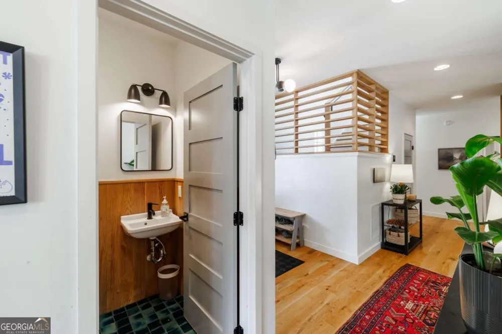 610 Holman AVE Athens, GA 30606