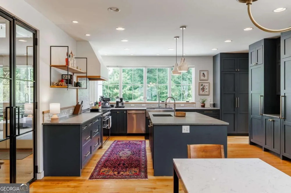 610 Holman AVE Athens, GA 30606
