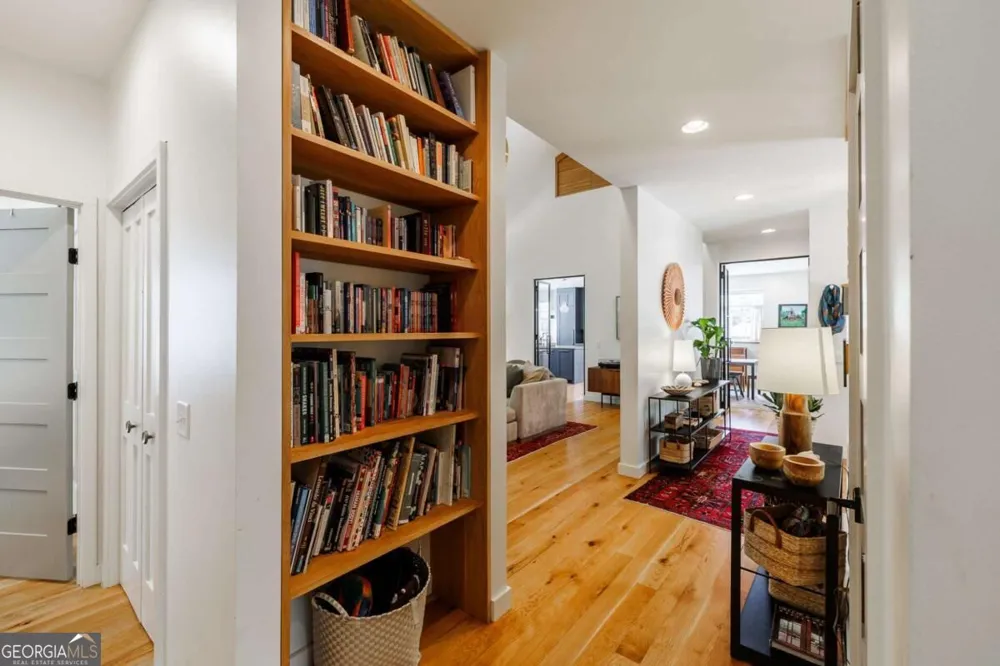 610 Holman AVE Athens, GA 30606