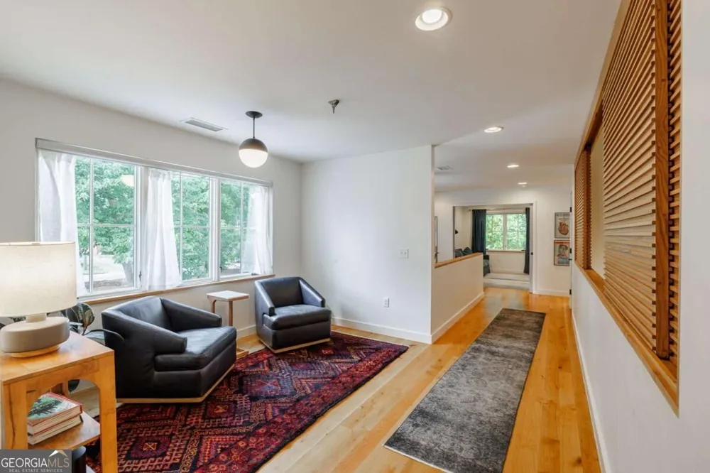 610 Holman AVE Athens, GA 30606