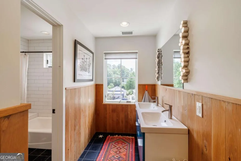 610 Holman AVE Athens, GA 30606
