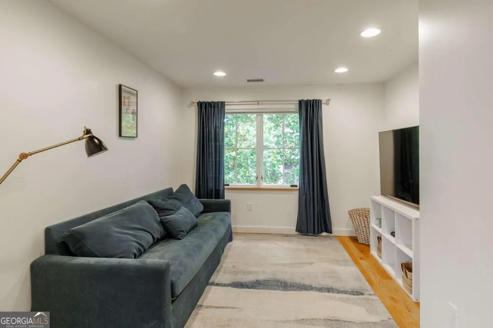 610 Holman AVE Athens, GA 30606