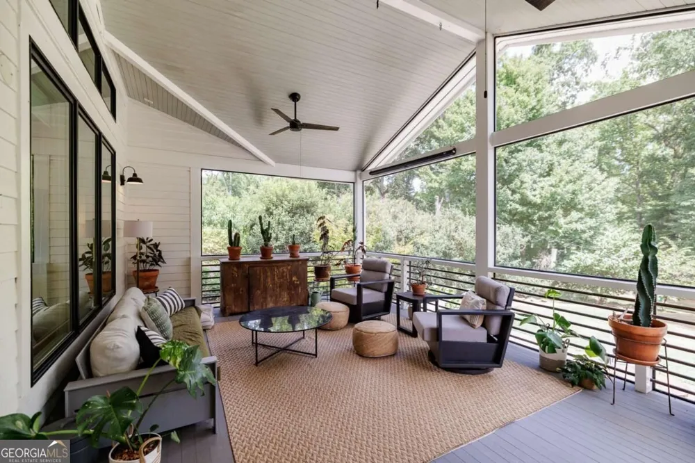 610 Holman AVE Athens, GA 30606