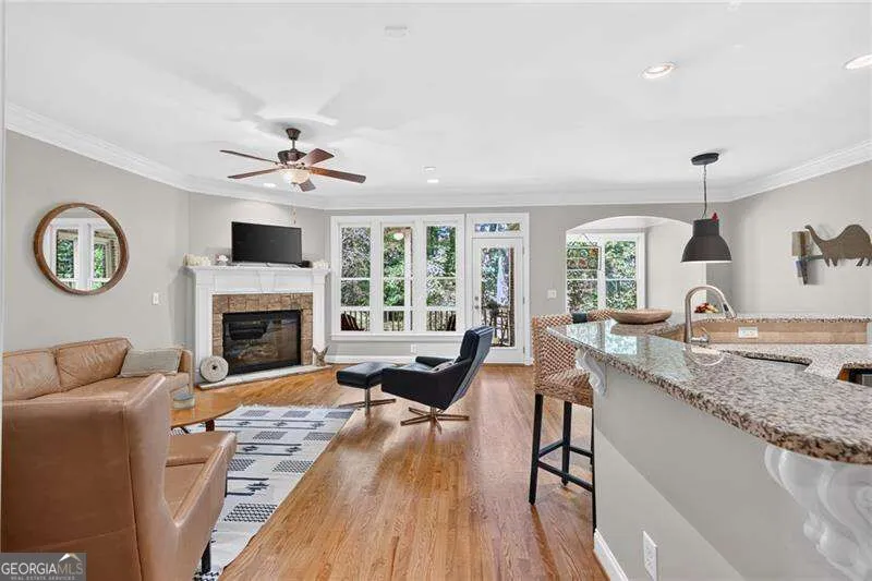 2640 Long Pointe Roswell, GA 30076