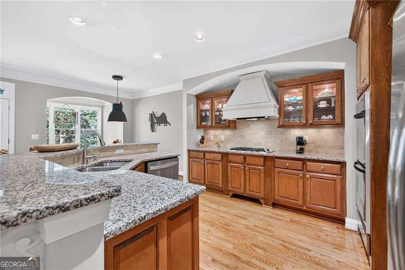 2640 Long Pointe Roswell, GA 30076