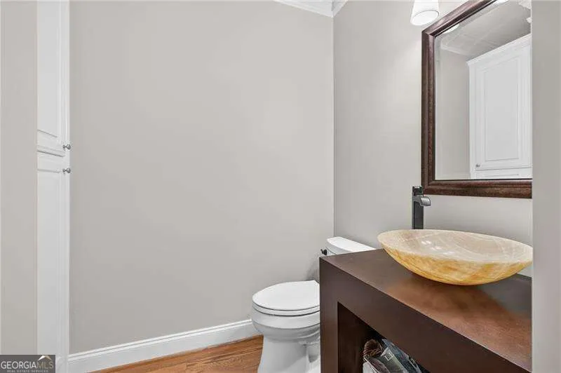 2640 Long Pointe Roswell, GA 30076