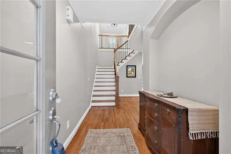 2640 Long Pointe Roswell, GA 30076