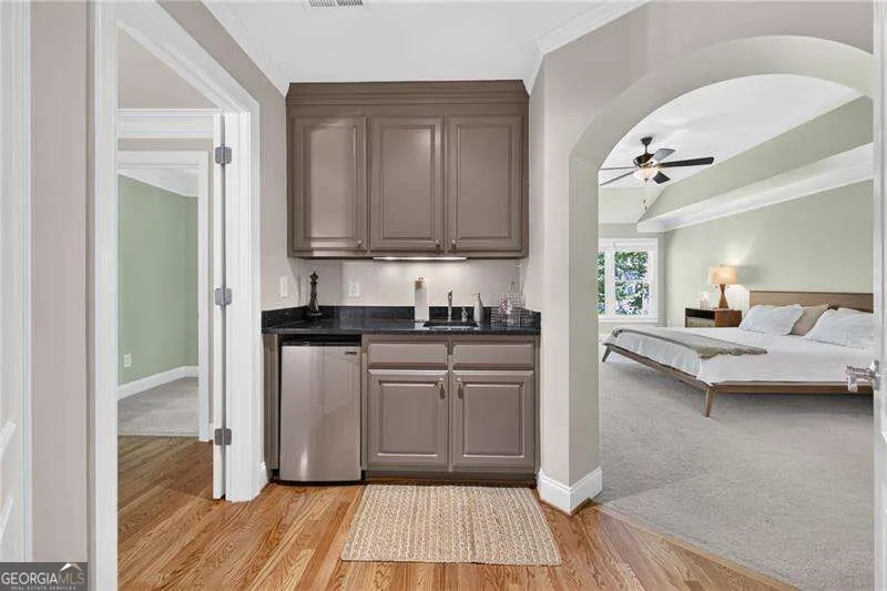 2640 Long Pointe Roswell, GA 30076