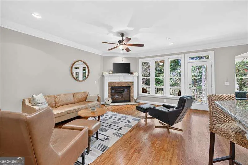 2640 Long Pointe Roswell, GA 30076