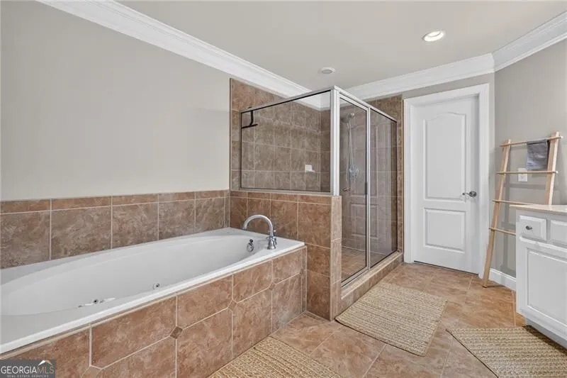 2640 Long Pointe Roswell, GA 30076