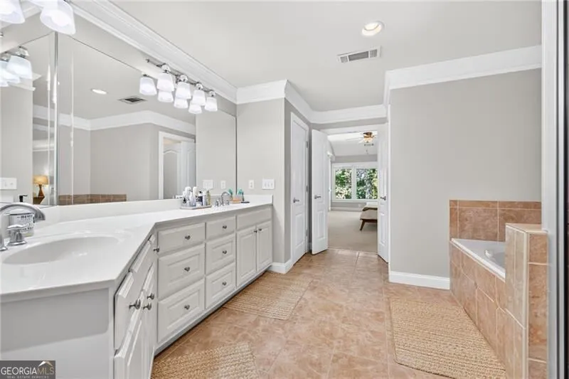 2640 Long Pointe Roswell, GA 30076