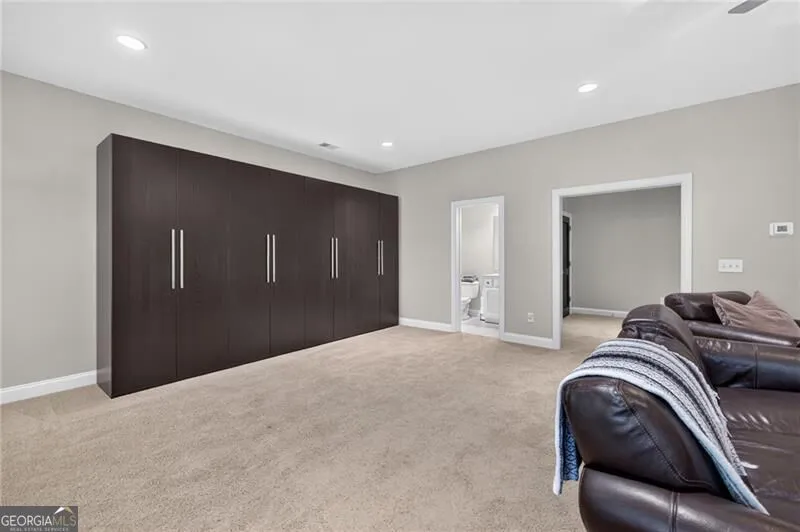 2640 Long Pointe Roswell, GA 30076