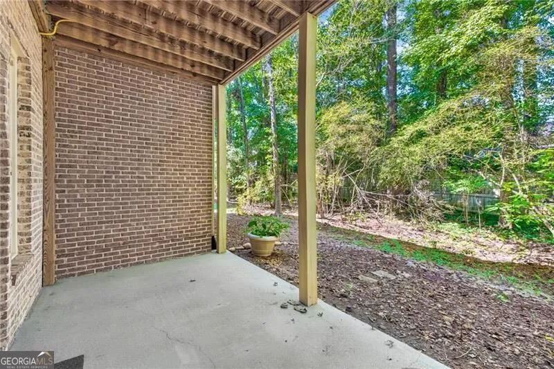 2640 Long Pointe Roswell, GA 30076