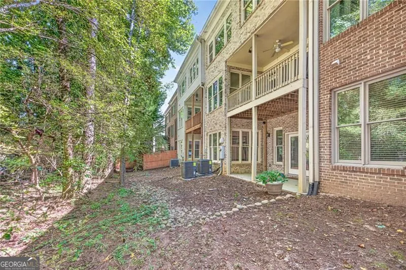 2640 Long Pointe Roswell, GA 30076