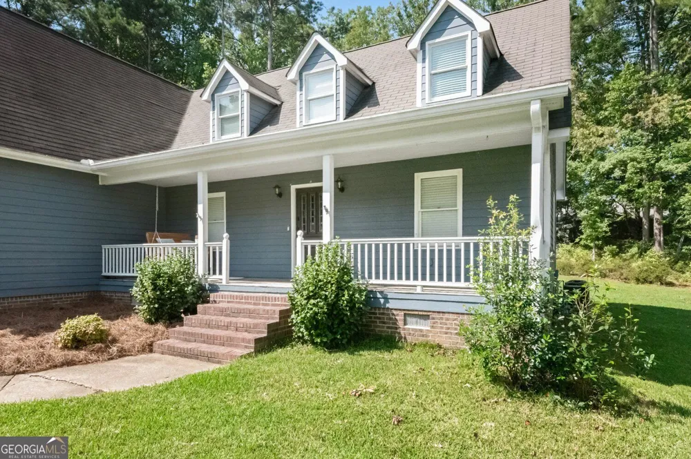 121 W Allison CIR Carrollton, GA 30117