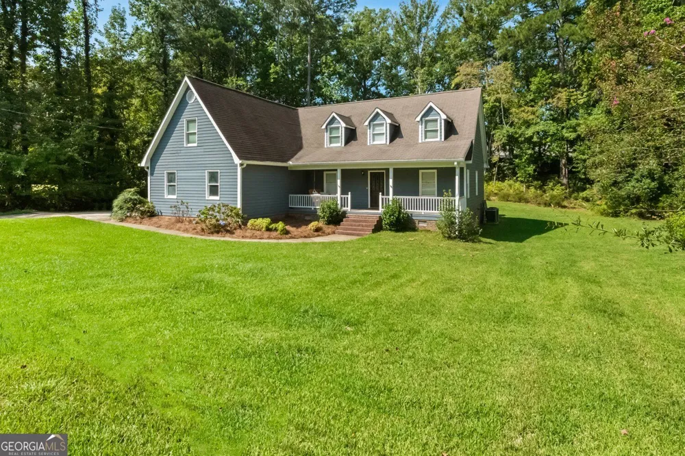 121 W Allison CIR Carrollton, GA 30117