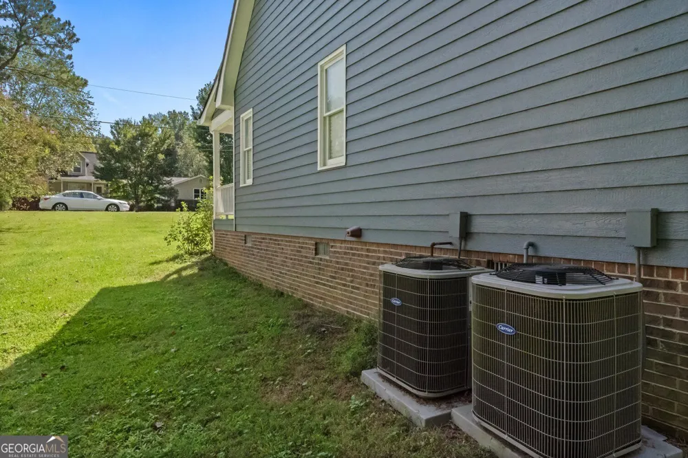 121 W Allison CIR Carrollton, GA 30117