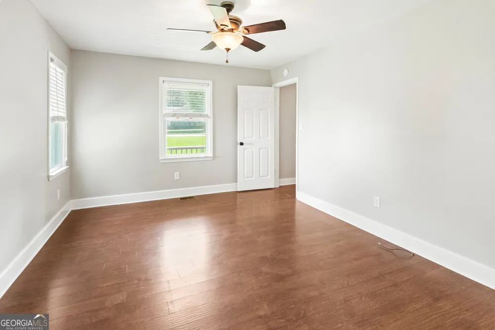 121 W Allison CIR Carrollton, GA 30117