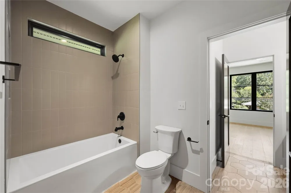 1433 Sharon Amity Road Charlotte, NC 28211