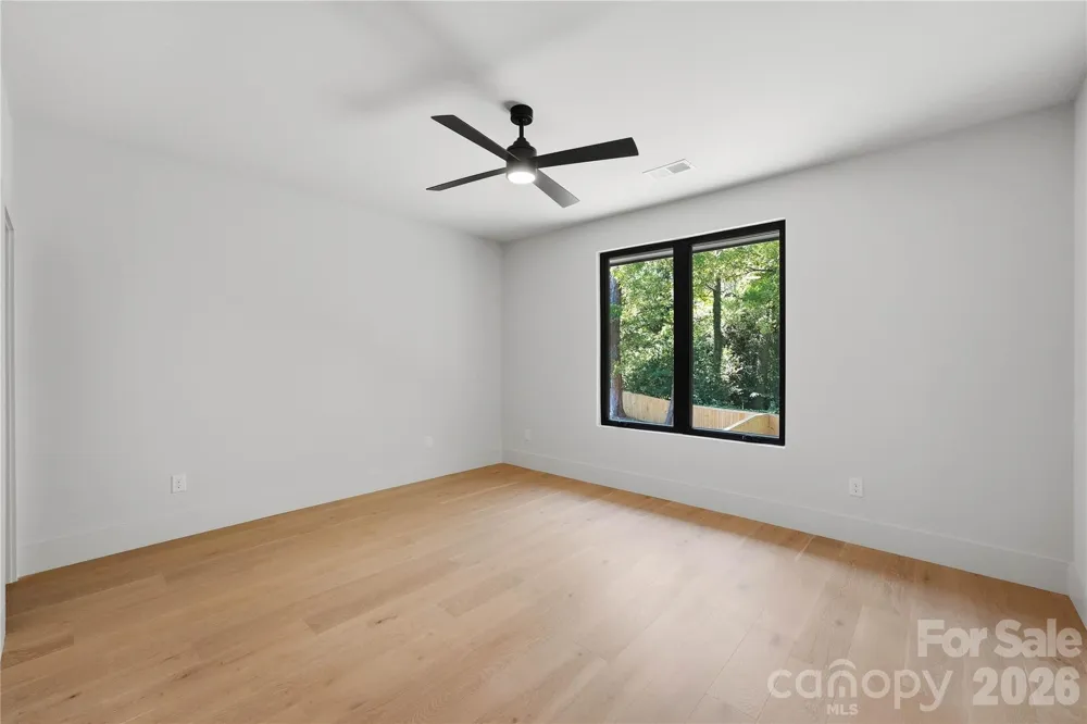 1433 Sharon Amity Road Charlotte, NC 28211