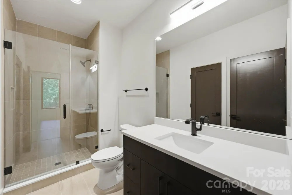 1433 Sharon Amity Road Charlotte, NC 28211