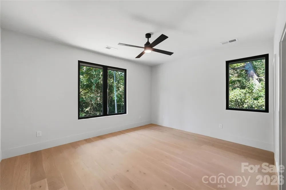 1433 Sharon Amity Road Charlotte, NC 28211