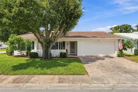 3939 90TH TERRACE