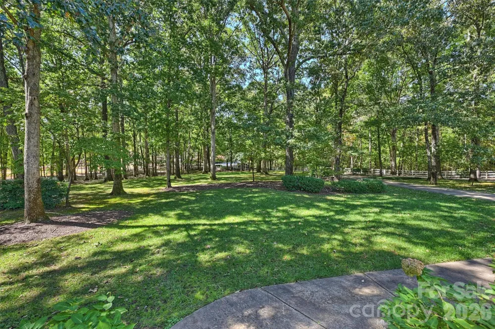 7501 Big Buck Trail Waxhaw, NC 28173