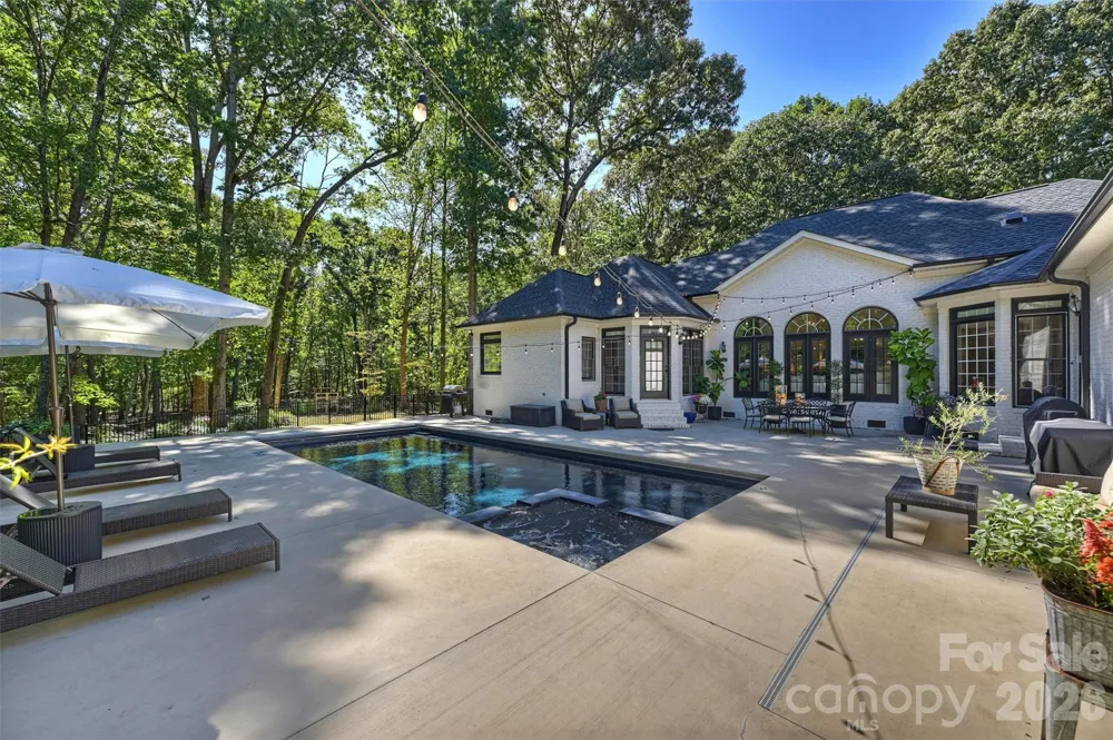 7501 Big Buck Trail Waxhaw, NC 28173