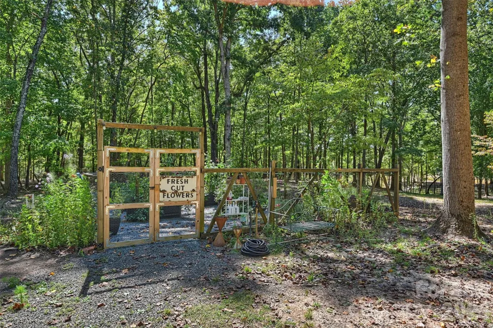7501 Big Buck Trail Waxhaw, NC 28173