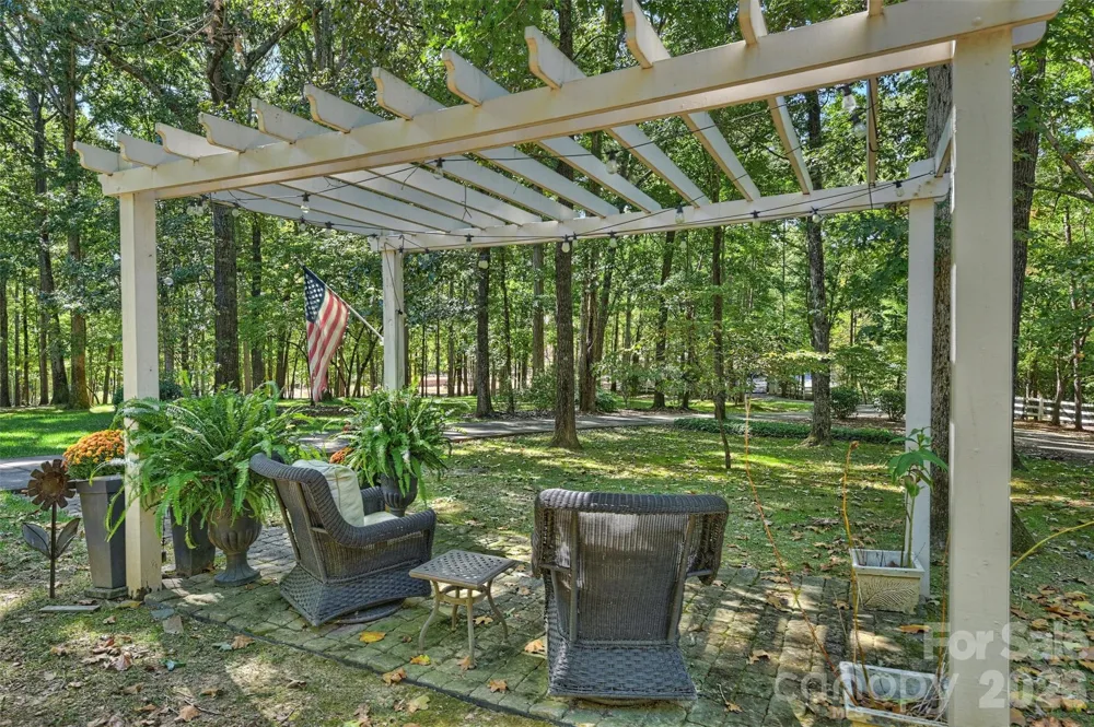 7501 Big Buck Trail Waxhaw, NC 28173