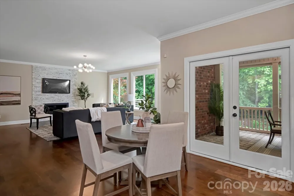 409 Running Horse Lane Waxhaw, NC 28173
