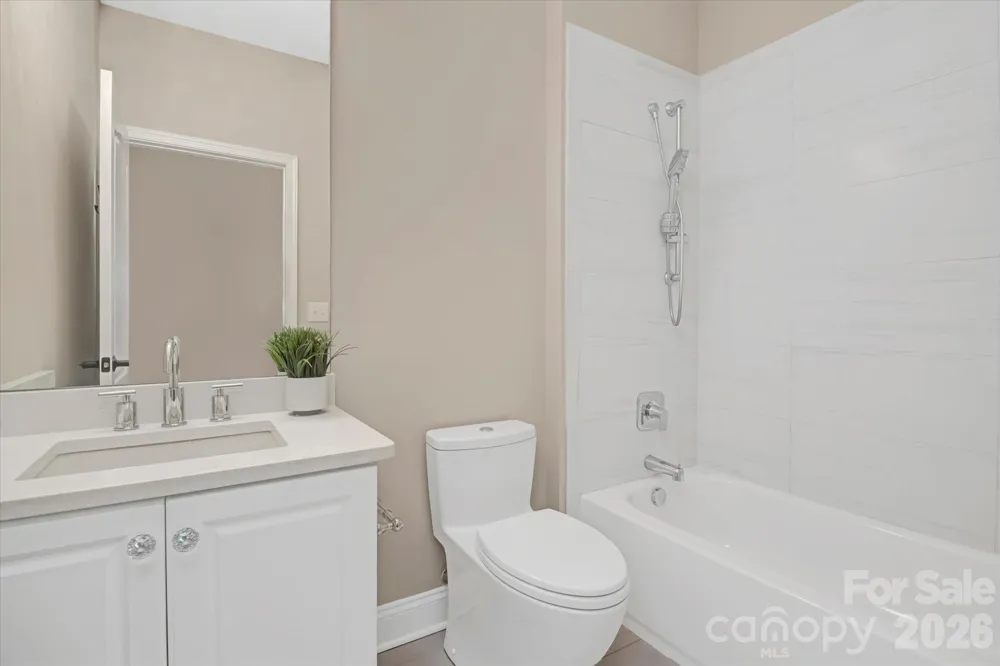 409 Running Horse Lane Waxhaw, NC 28173