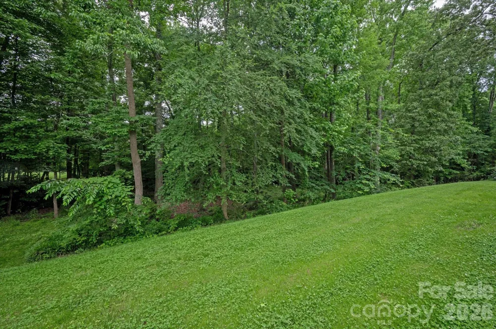 409 Running Horse Lane Waxhaw, NC 28173