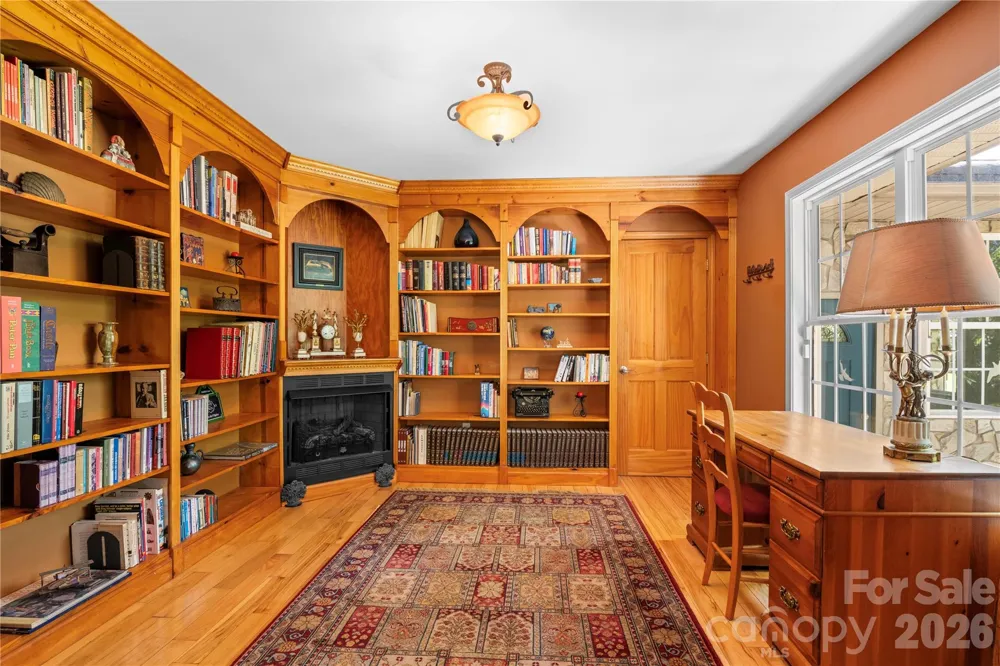 3 Northwood Road Asheville, NC 28804