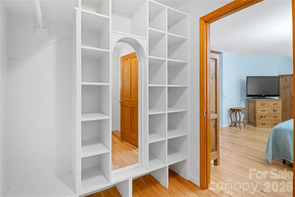 3 Northwood Road Asheville, NC 28804