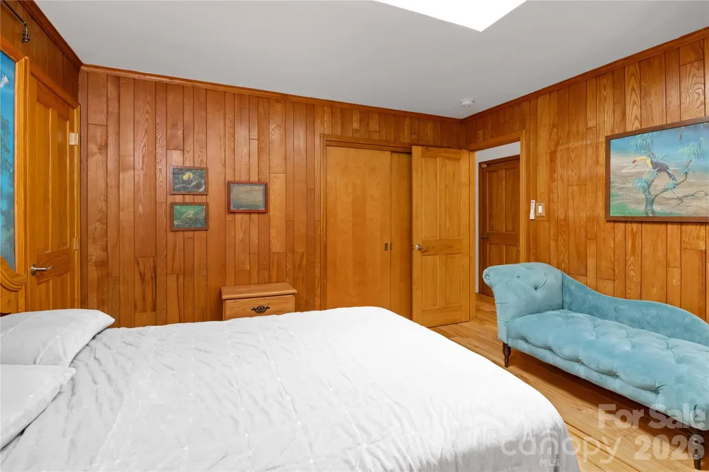 3 Northwood Road Asheville, NC 28804