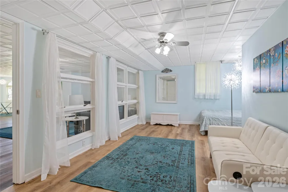 3 Northwood Road Asheville, NC 28804