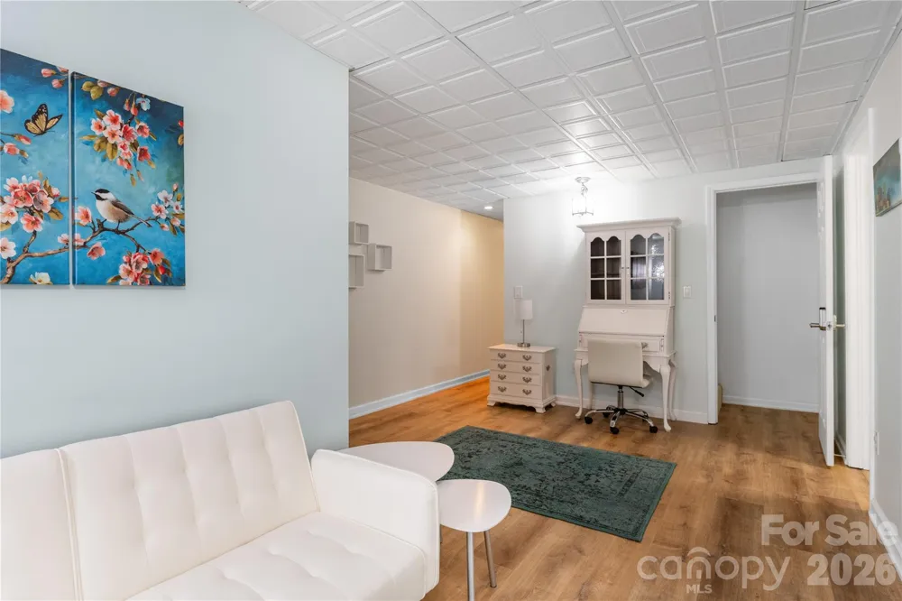 3 Northwood Road Asheville, NC 28804