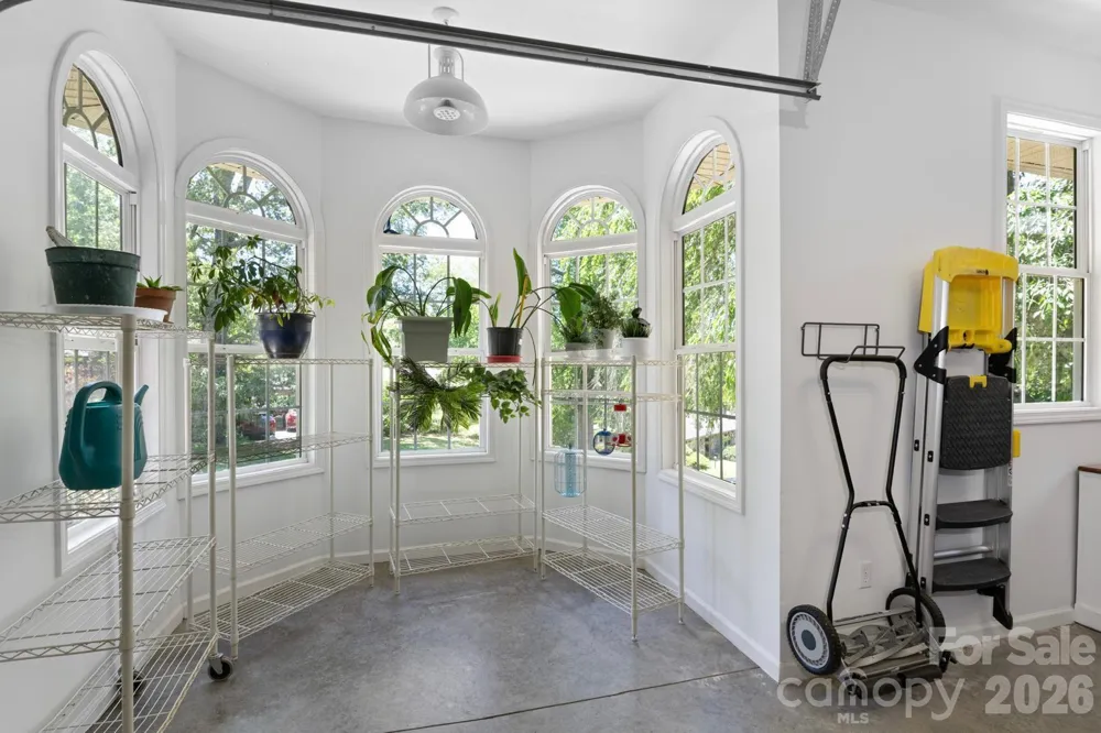 3 Northwood Road Asheville, NC 28804