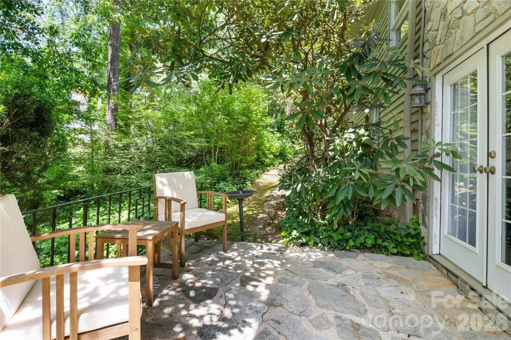 3 Northwood Road Asheville, NC 28804