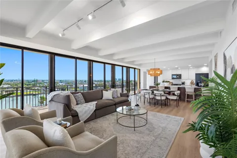 7600 BAYSHORE DRIVE #606