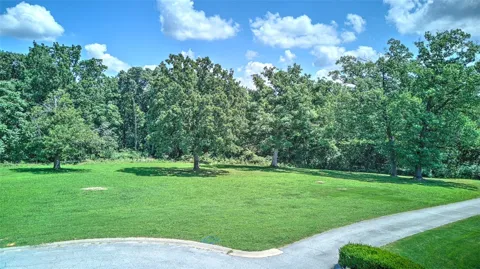 Pembrook Circle