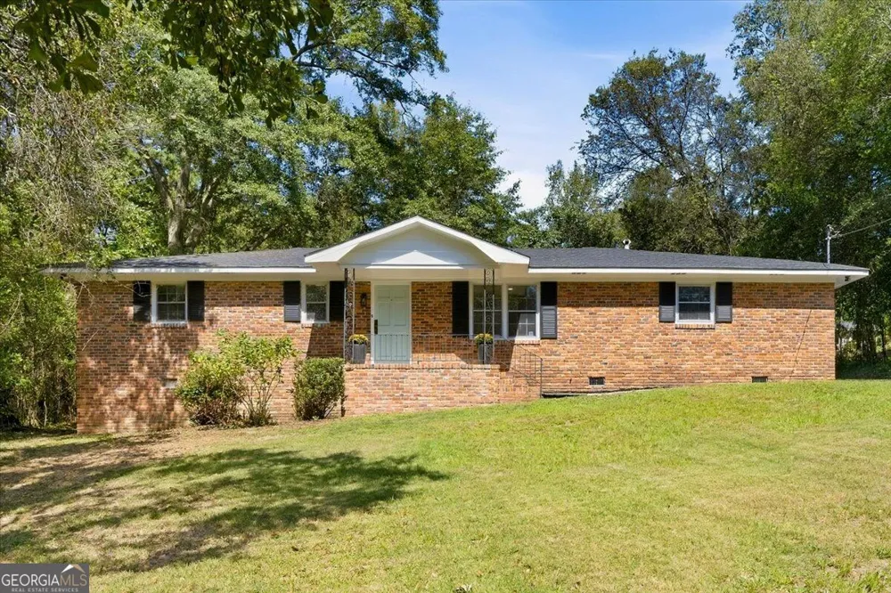 110 Connie DR Macon, GA 31211