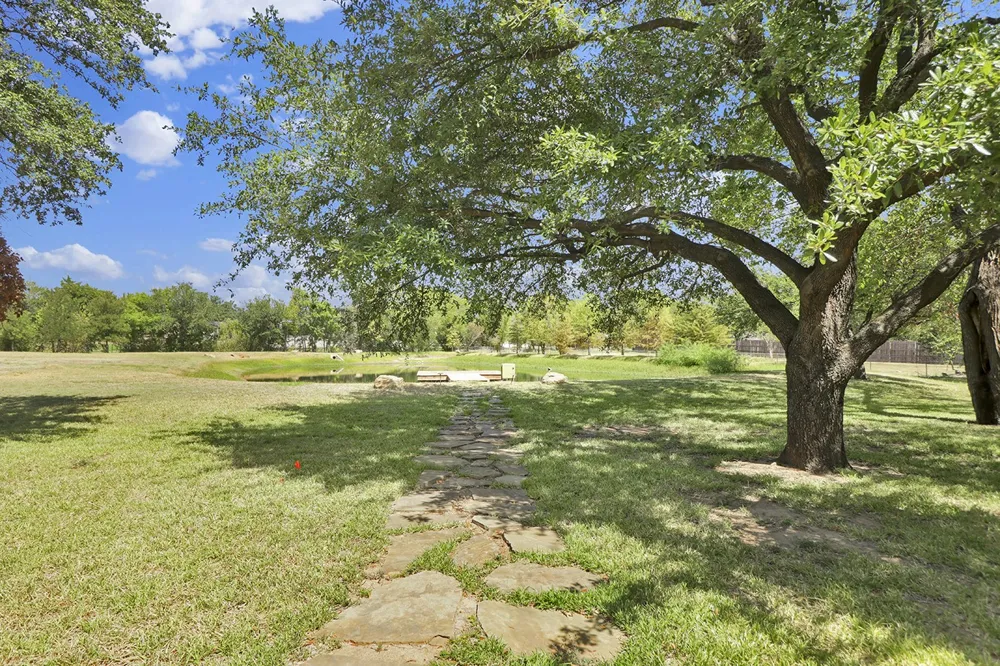 210 Black Drive Colleyville, TX 76034