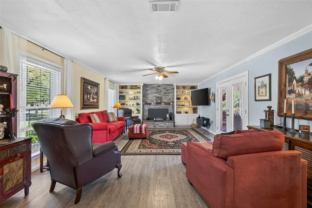 109 Lilac Lane Gun Barrel City, TX 75156