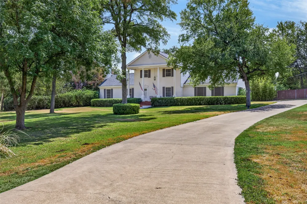 109 Lilac Lane Gun Barrel City, TX 75156