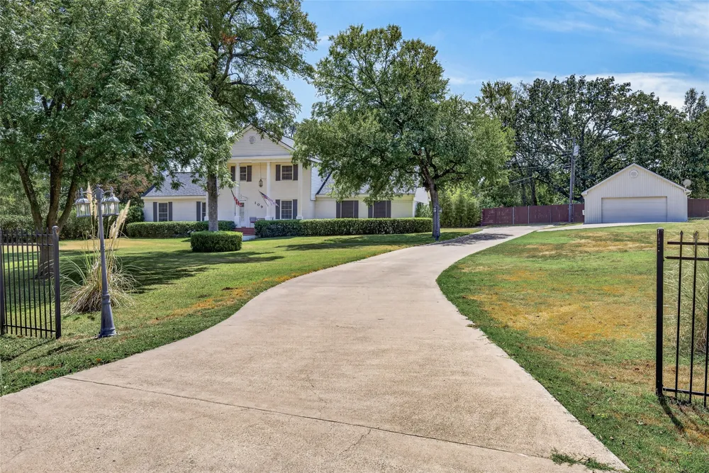 109 Lilac Lane Gun Barrel City, TX 75156