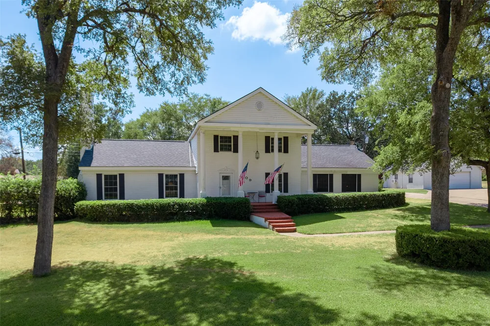 109 Lilac Lane Gun Barrel City, TX 75156